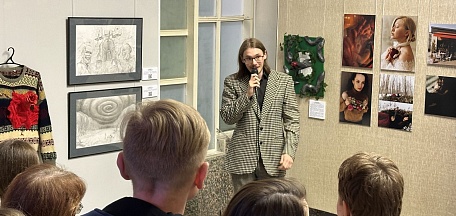 «Другая сторона». Выставка участников проекта «Сезоны Современного Искусства в МОХМ»