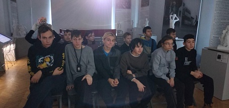 5 февраля состоялась лекция «Блокадный Ленинград в гравюрах из фондового собрания Мурманского областного художественного музея»