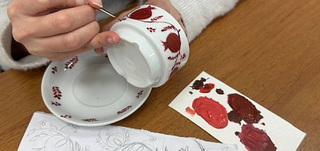 В Мурманском областном художественном музее создали авторские кофейные наборы