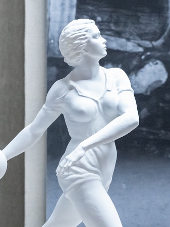 Кураторский обзор выставки "Скульптурные истории. Искусство и технологии"