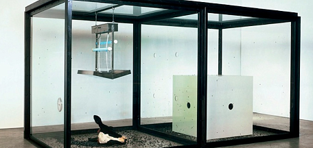 «Христо, Жанна-Клод и Дэмиен Хёрст: ткань эфемерного и "memento mori"»