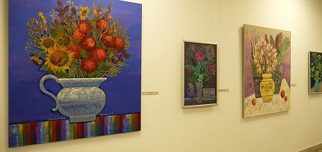 «Жизнеобильная выставка». Живопись, графика и декоративно-прикладное искусство Марии Тюлюновой