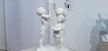 Кураторский обзор выставки "Скульптурные истории. Искусство и технологии"