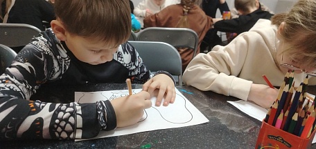 Мероприятие «Сокровища музея. Красавица матрешка» для воспитанников 6 отряда детского лагеря гимназии №10