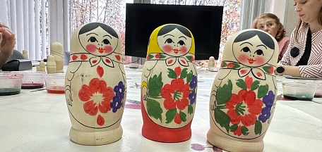 Обучающий мастер-класс по направлению «Роспись семеновской матрешки»