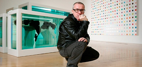 «Христо, Жанна-Клод и Дэмиен Хёрст: ткань эфемерного и "memento mori"»