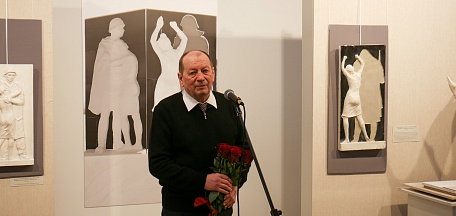  Открылась выставка «Люди Севера. Герои Севера». Скульптура и макеты памятников Александра Арсентьева