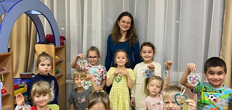 Специалисты Дома ремесел провели мастер-класс ко Дню матери